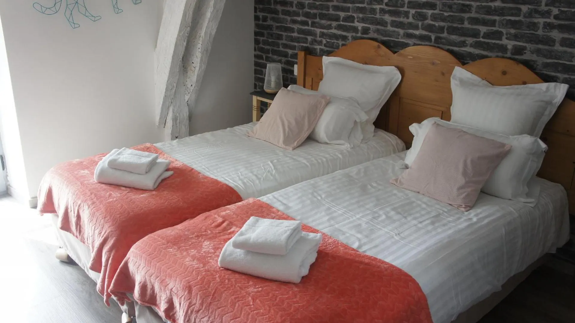 فندق أوبيرج دي كارتاساك Cressensac-Sarrazac